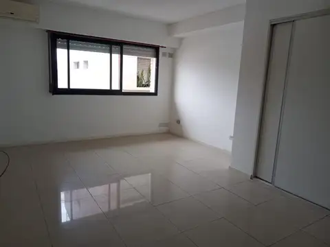 Salta al 2400