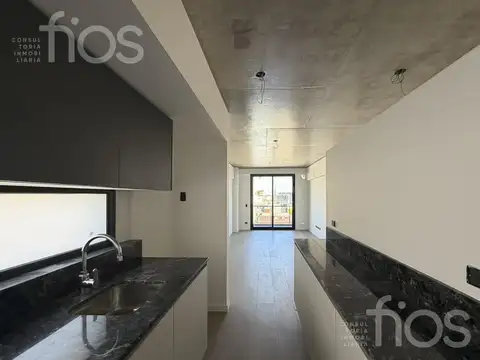 VENTA DEPARTAMENTO EN CONSTRUCCION DE TRES DORMITORIOS CON BALCON Y AMENITIES EN ABASTO