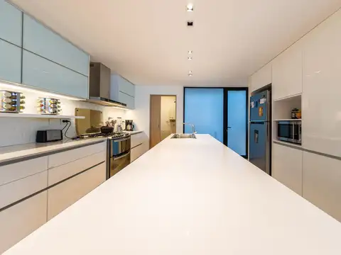 Departamento 4 ambientes con 2 baños
