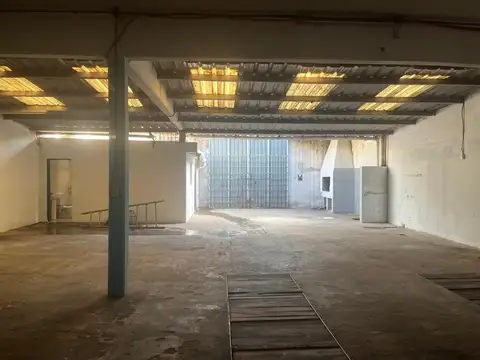 Galpon + oficina