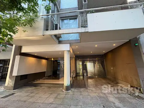 Venta cochera en Palermo - Muy comoda