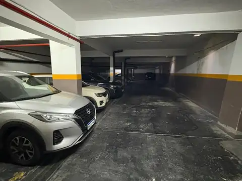 Venta cochera en Palermo - Muy comoda