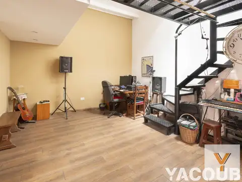 Depto Tipo Casa 3 ambientes con 2 baños