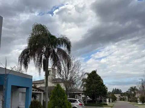 Casa en Venta en Centro (Zarate), USD 152.000