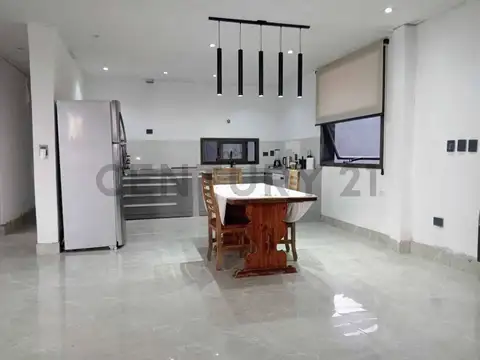 Casa en Venta en Luján de Cuyo, USD 230.000