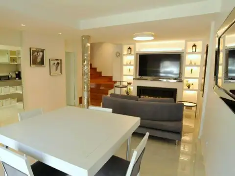 Casa en Alquiler en River, USD 3.500