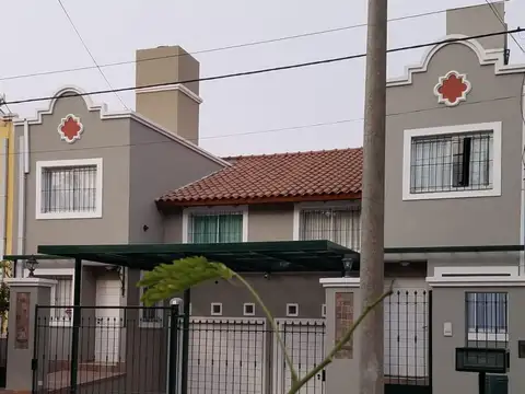 Venta duplex 3 dorm Barrio San Salvador