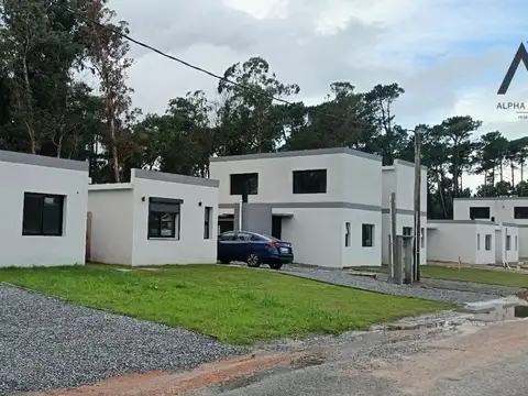 Casa en Venta con 1 cochera