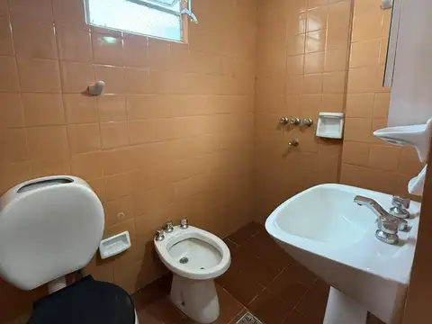 PLANTA ALTA EN ALQUILER SOLIER 5946 1ER PISO WILDE