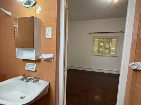Depto Tipo Casa en Alquiler en Wilde, $ 580.000