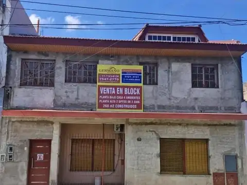 CASA Y DOS DEPARTAMENTOS EN P.A, VENTA EN BLOCK