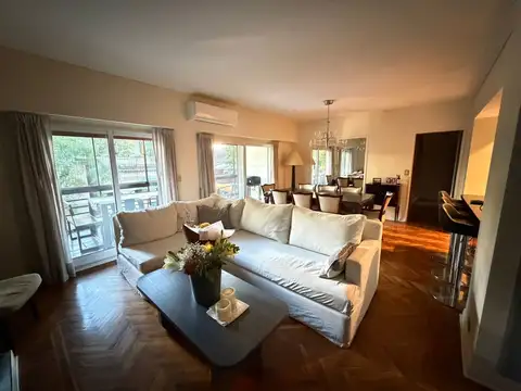 Venta departamento 5 ambientes en Belgrano Piso 3 frente con cochera y amoblado
