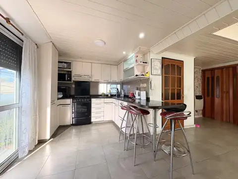 Depto Tipo Casa en Venta en Isidro Casanova, USD 69.000