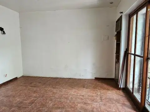 Venta Casa 5 Ambientes  Patio Gran Potencial Av. Segurola