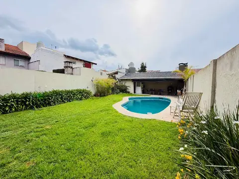 Casa en Alquiler en Martínez, USD 4.000
