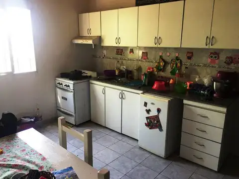 SARMIENTO 7726. Entre Lugo y Quiroga