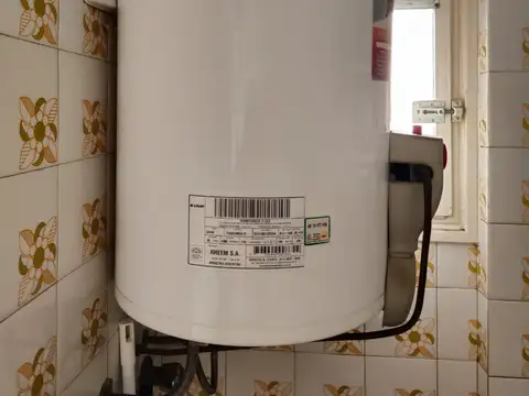 Suipacha 1000, Piso 7