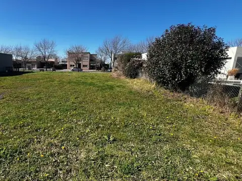 LOTE EN VENTA BARRANCAS DE IRAOLA