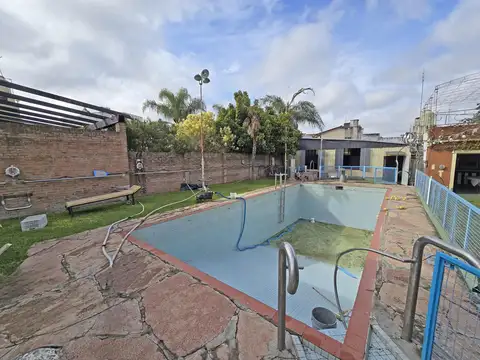 Terreno en Venta 44  mts Fondo