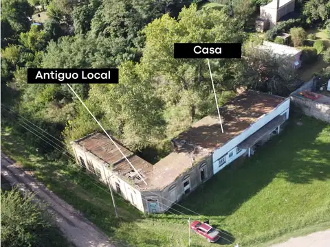 Esquina Comercial en Venta en Villa Ruiz
