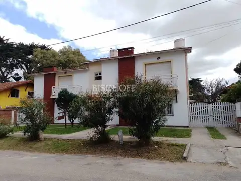 VENTA EN BLOCK DE 4 DEPARTAMENTOS, ZONA CENTRO, VILLA GESELL