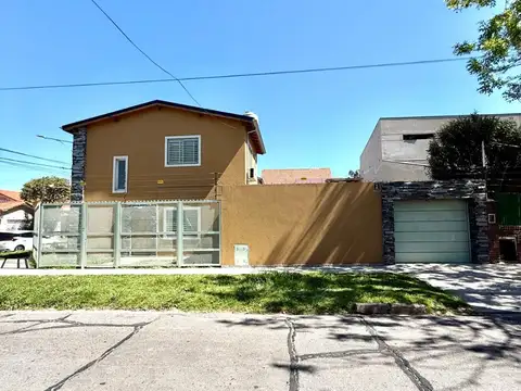 Juan Bautista Alberdi 2500