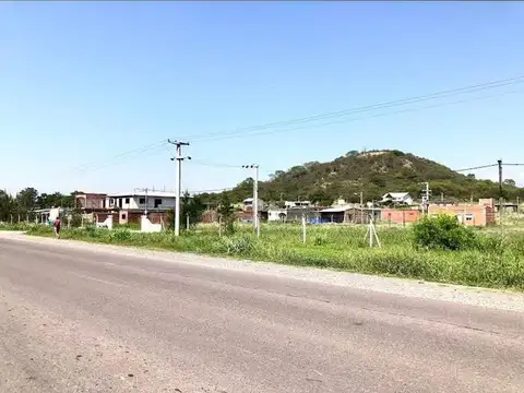 Cerrillos. Barrio Urbanización La Lomita. Mza F6. Lote 20