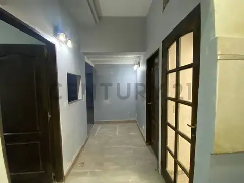 Avenida Remedios de escalada de San Martin 3000, Piso 1