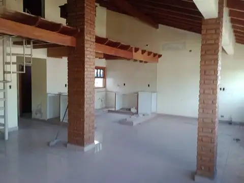 Edificio en Block 780 m² – 13 Dormitorios –Ideal Institución