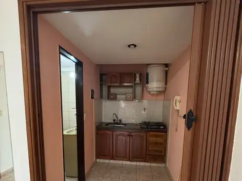 Departamento en Alquiler en Monte Castro, $ 550.000