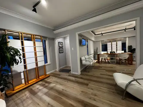 Oficina 4 ambientes con 3 baños