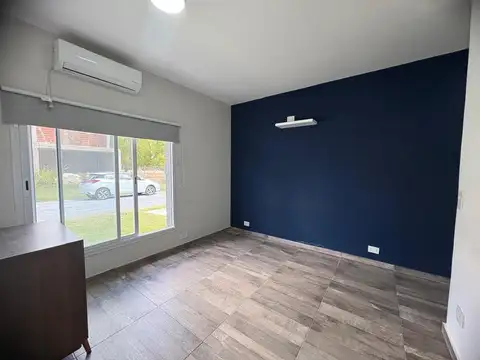 Ebenezer Lote 100