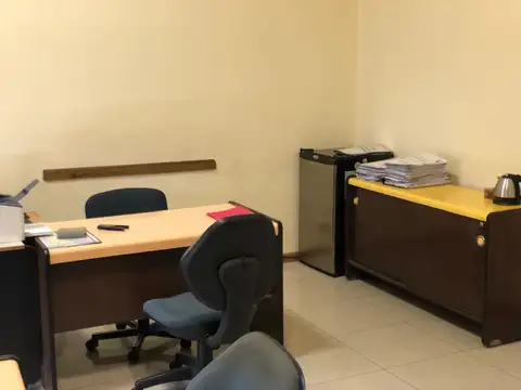 Oficina en Venta 60 años