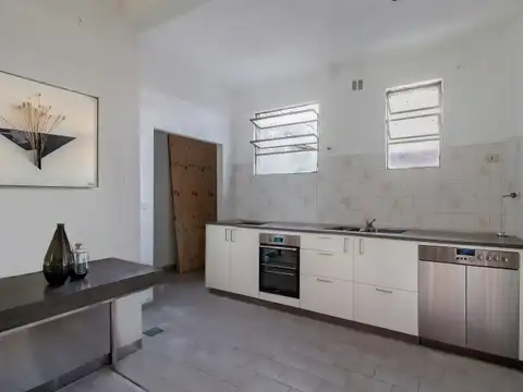VENTA PH A RECICLAR 3 AMBIENTES SIN EXPENSAS EN MONTE CASTRO