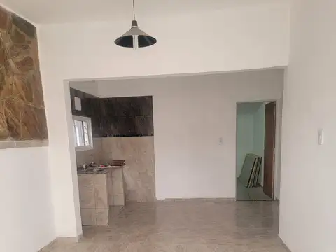 Casa en Alquiler en Pérez, $ 500.000