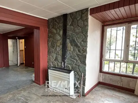 Casa 7 ambientes con 2 baños