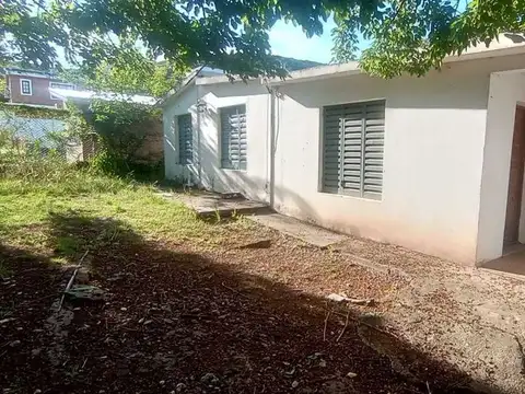 SE VENDE EXCELENTE CASA 2 DOMITORIOS RIO CEBALLOS