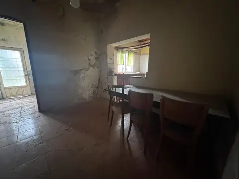 Depto Tipo Casa en Venta en Jáuregui José María, USD 49.000