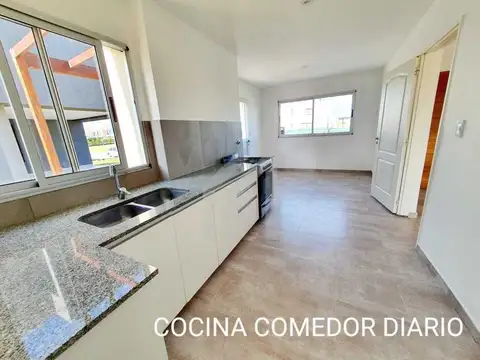 Casa en Alquiler de 3 dormitorios