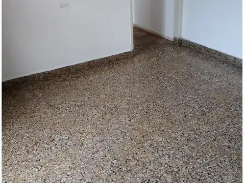 Contrafrente vista abierta - bajas expensas - no mascotas