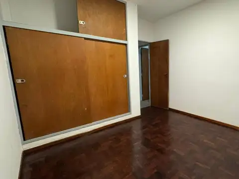 Departamento en Alquiler en Villa de Mayo, $ 800.000