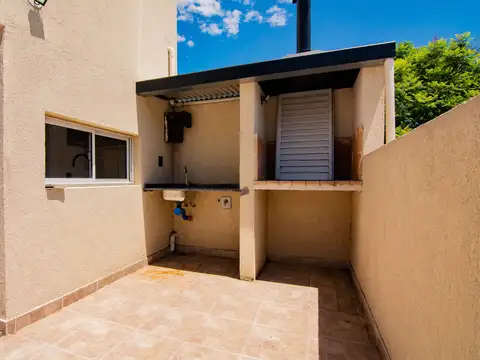 Bv. Avellaneda 1000, Piso 2