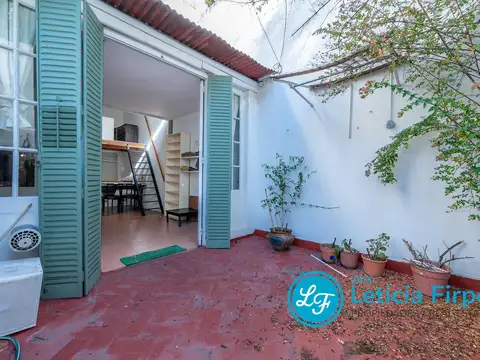 Depto Tipo Casa en Venta 70 años