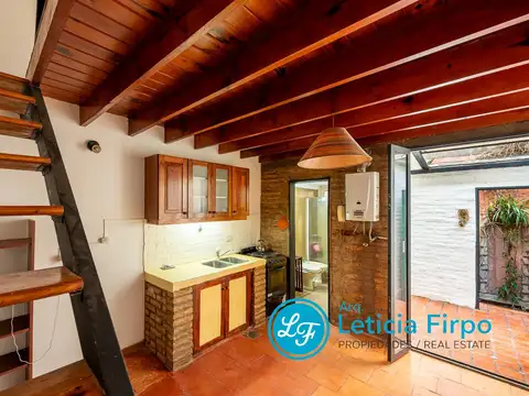 Depto Tipo Casa 2 ambientes con 1 baño