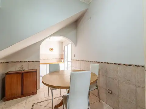 Depto Tipo Casa en Venta 46 años