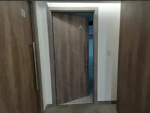 Av. Paseo Colón  al 1100