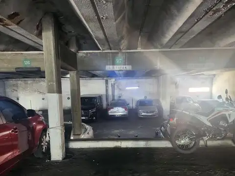 ALQUILER COCHERA EN EL CENTRO CON EXPENSAS INCLUIDAS