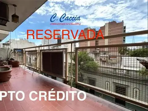 VENTA DEPARTAMENTO 4 AMBIENTES CON DEPENDENCIA DE SERVICIO FLORES