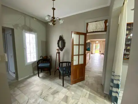 Casa 7 ambientes con 3 baños