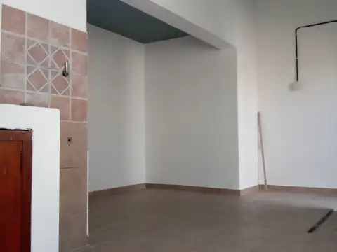 Depto Tipo Casa 2 ambientes con 1 baño